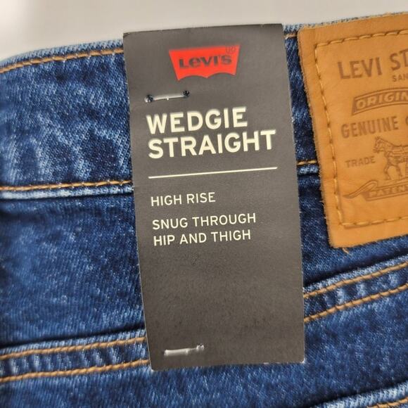 Levi’s High Rise Dark Wash Button Fly Wedgie Straight Jeans NWT Size 31 - Picture 5 of 8
